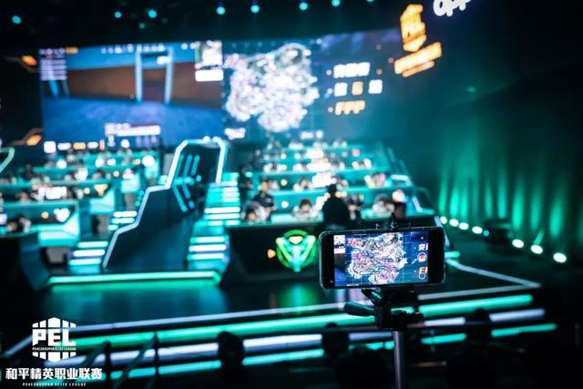 队王牌麦克 队王牌麦克